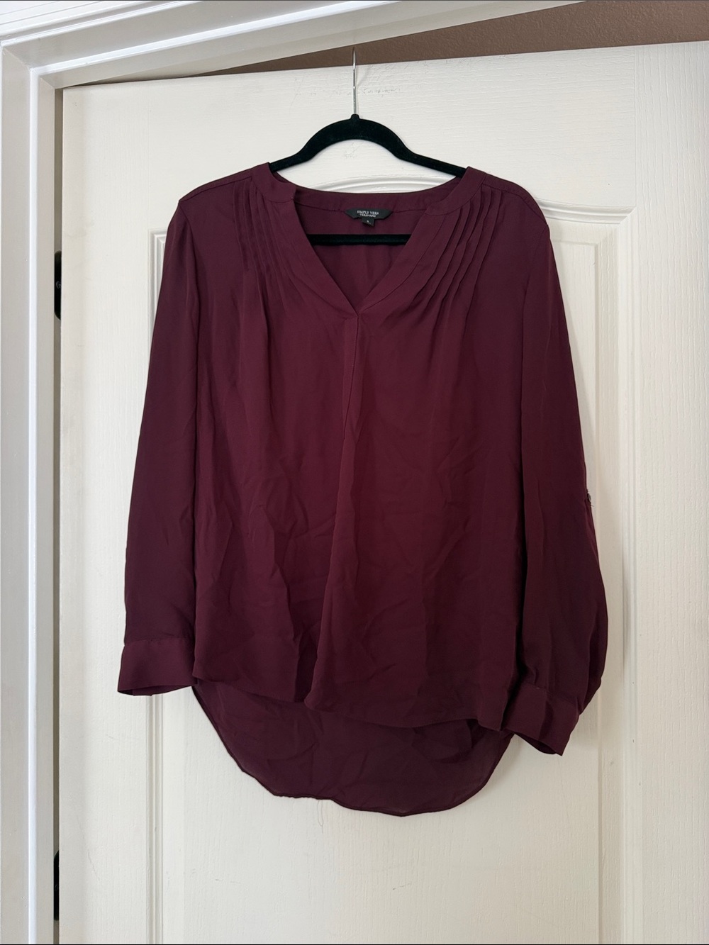 Simply Vera Vera Wang Women's V-Neck Long Sleeve Blouse in Burgundy